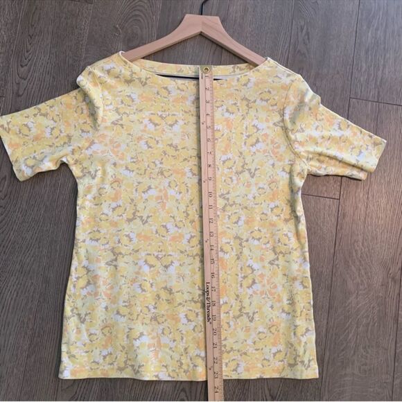Croft & Barrow & Karen Scott Floral Yellow Top,
Elastic Waist Pull On Shorts M/8 - Picture 6 of 15